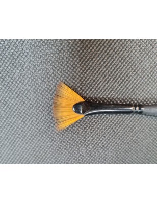 Brush Mini Majestic Fan 20/0