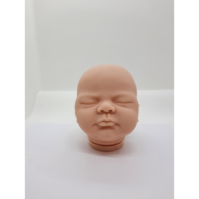 Head Ylenia by Elisa Marx