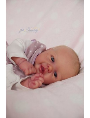 Amélie by Sandy Faber