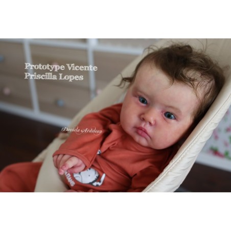 VICENTE by Priscilla Lopes  (PRE-ORDINE)