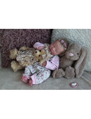 Realborn® Laila Asleep