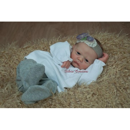 Realborn® Pearl Awake