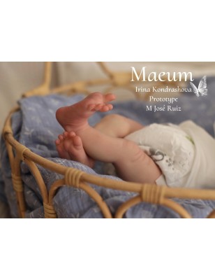 MAEUM by Irina Kondrashova (PRE-ORDINE)
