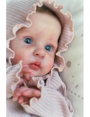 MIKKI by Irina Kaplanskaya (PRE-ORDINE)