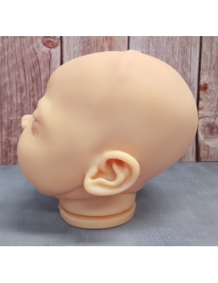 Head- Edwin by Elisa Marx