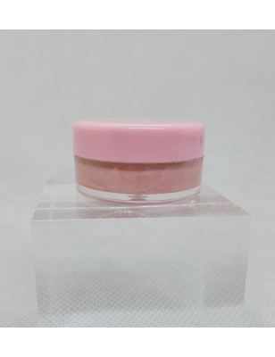 Crema lucidante per aghi