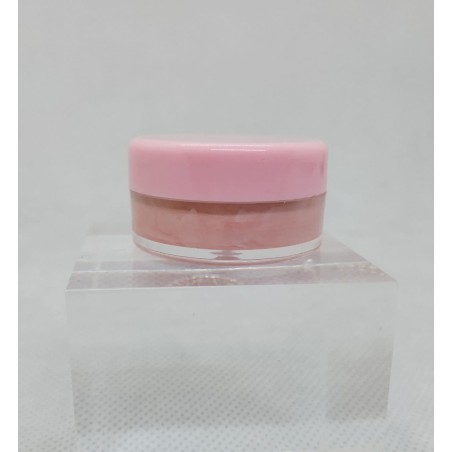 Crema lucidante per aghi