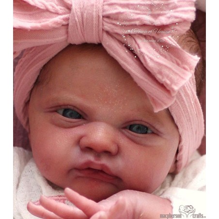 GRACIE MAE OPEN EYES by Laura Lee Eagles (SALDO FATTURA)