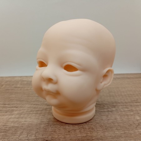 Testa - Bean by Denise Pratt