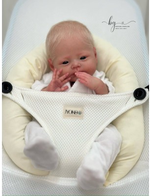 NIKA by Melanie Gebhardt (PRE-ORDER)