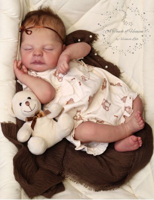 LOUELLE by Sabine Altenkirch (PRE-ORDINE)