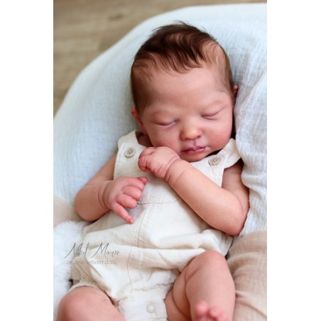 LENNOX  by Cassie Love  (SNEAK-PEEK) - 10 Agosto