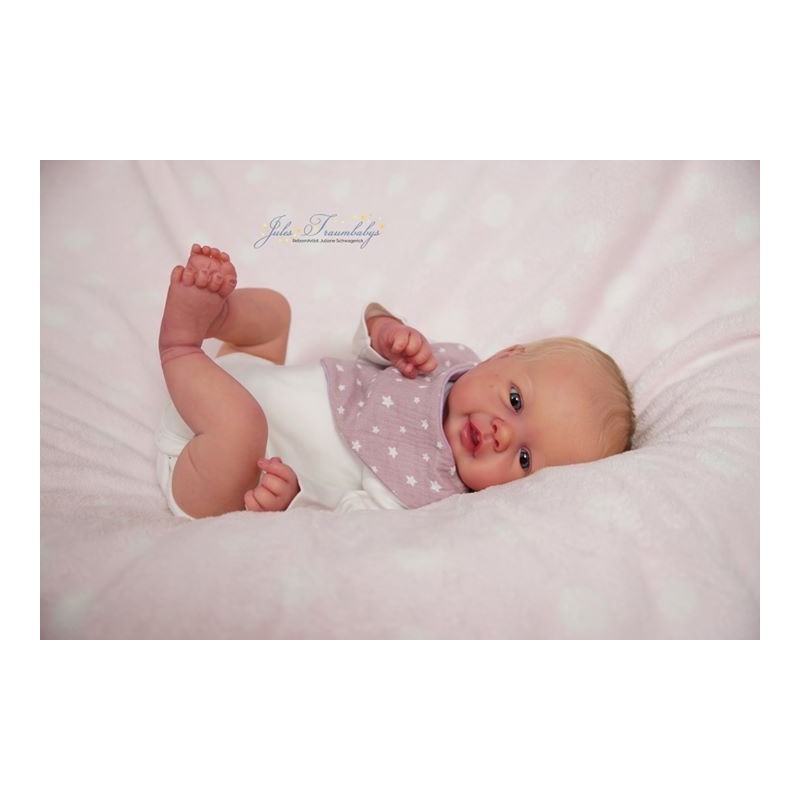 Amélie by Sandy Faber